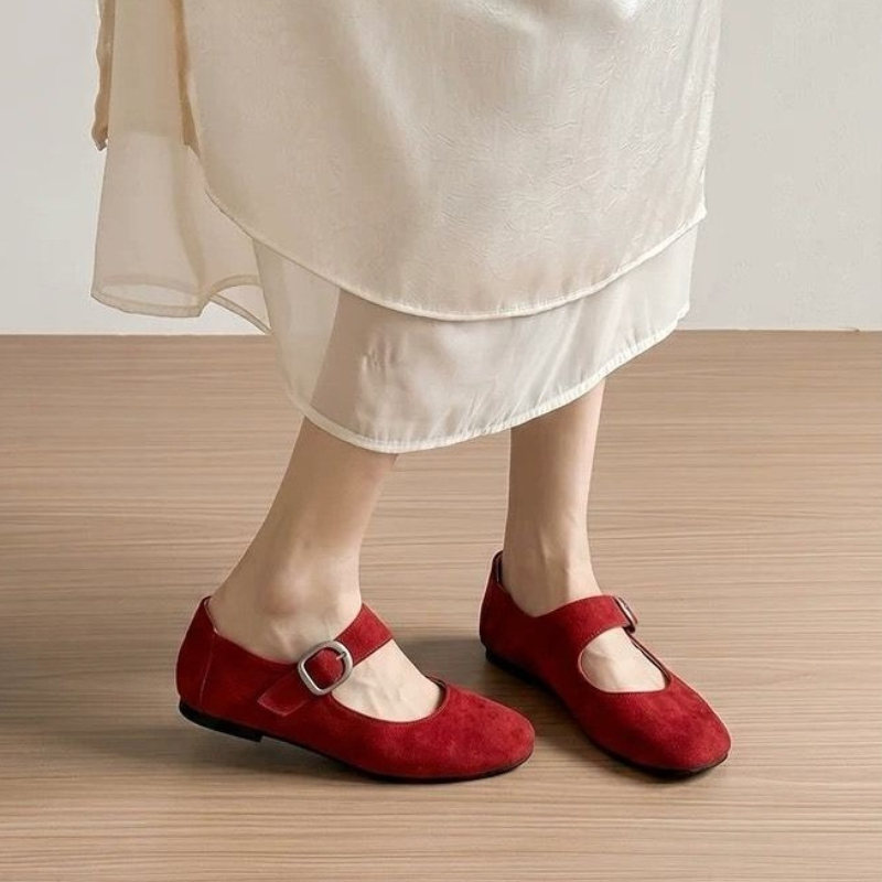 Vintage Fashion In 2026 - Vintage Style Mary Jane Shoes for