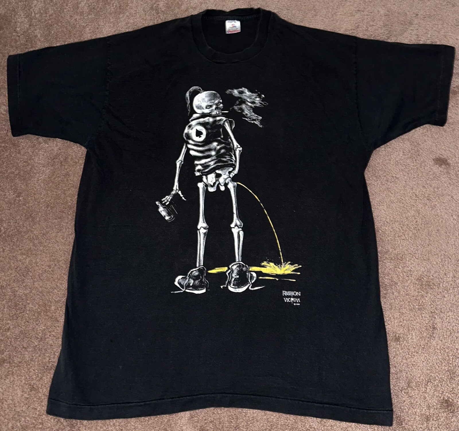 Vintage 1994 Skeleton Grunge S – обзор и цена Vintage Fashion Victim Shirt