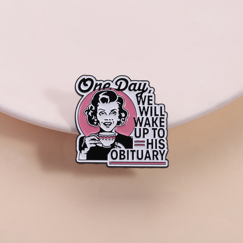 Dark Humor Housewife Pin Sarca – обзор и цена Vintage Fashion Obituaries