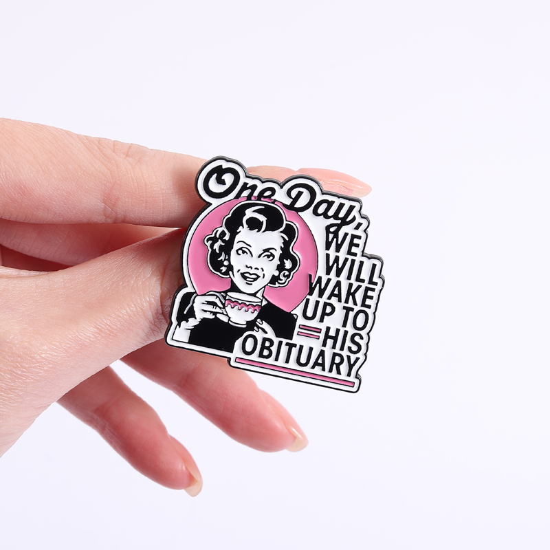 Dark Humor Housewife Pin Sarca – обзор и цена Vintage Fashion Obituaries