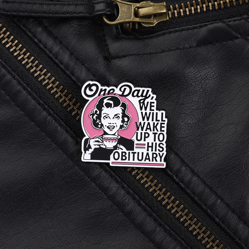 Dark Humor Housewife Pin Sarca – обзор и цена Vintage Fashion Obituaries